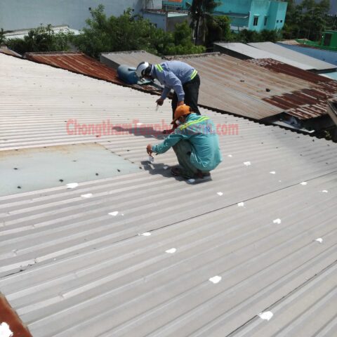 Chống dột mái tôn vị trí cục bộ
